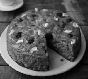 Plum cake - 350 gm