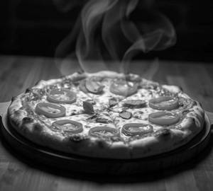 Tomato Pizza