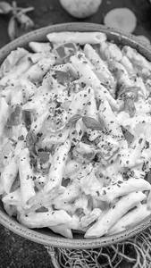 Cheesy White Sauce Pasta