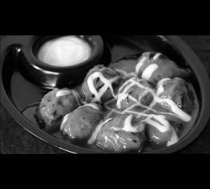 Veg makahni   momos