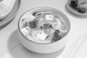Vietnamese Noodles Clear Soup Vegetable (Ak)