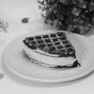 Dark Meets Light Waffle