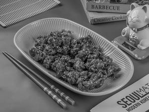 Dak Gang Jeong (sweet Crispy Fried Chicken)