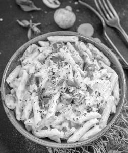 White Sauce Pasta