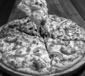 Veg Corn Pizza [8 Inch]
