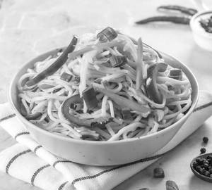 Veg Hakka Noodles