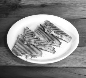 Veg grilled sandwich
