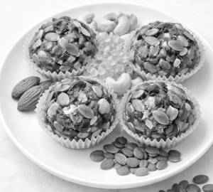 Antt ￼ DryFruit Laddu