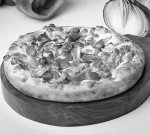 Onion Tomato Capsicum Pizza