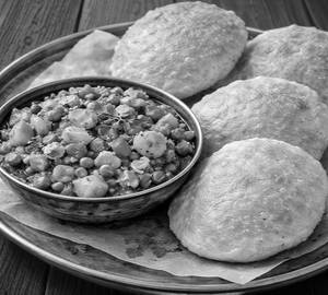 Puri mix sabji