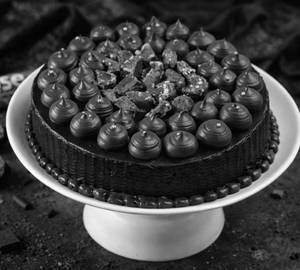 Chocolate Snicker Cake