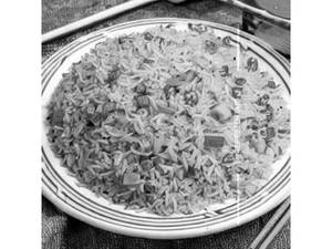 Triple Schezwan Rice With Gravy