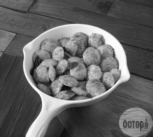 Mini ghee puri idli [10  pieces]