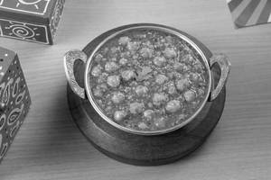 Chole