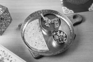 Maasi's Sindhi Mutton With 2 Chapati