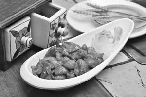Mushroom In Hot Garlic Sauce