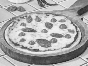Fiery Margherita Pizza