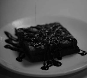 Hot Brownie With Chocolate