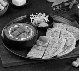 Butter Masala Chaap With Paratha 2 Pcs