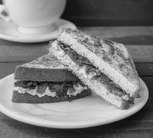 Bread toast with mixed fruits jam  [2 pieces]