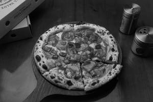Sgt Bee Sting Pizza