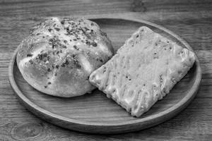 Horlicky Blondie + Savoury Korean Garlic Bun