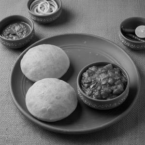 Poori (4 Pcs ) With Aloo Chana Sabji