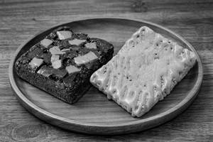 Horlicky Blondie + Choco Chunk Brownie