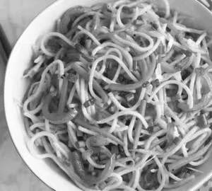 Hakka Noodles Egg
