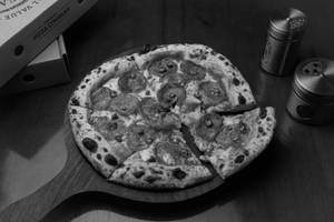 American Hot Pizza