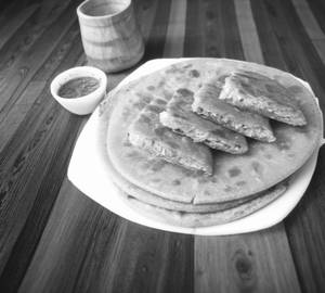 Gobi paratha