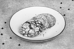 Chocolate Crackle Top Cookies  (3 pcs)