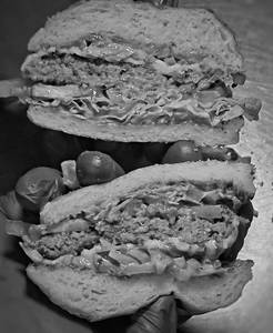 Classic Beef Cheeseburger