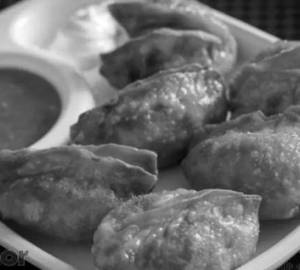 Fried Veg Momos [ 5 Pieces ]