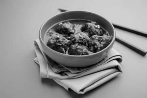 Veg Manchurian Serves 2