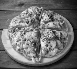 Veg cheese pizza
