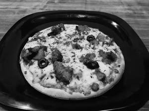 Chicken 65 pizza