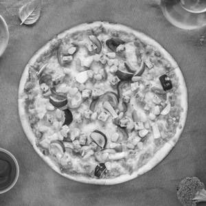 Onion Pizza