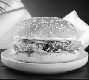 Crispy chicken burger