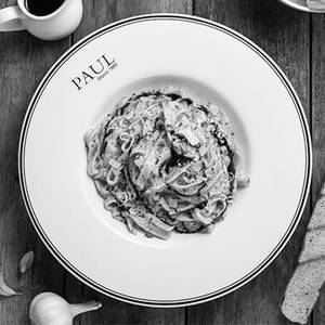Fettuccine with Creamy Pesto Sauce