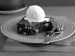 Sizzling Brownie With Vanilla
