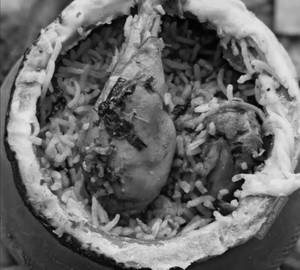 Hyderabadi chicken dum biryani