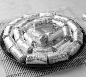 Kaju Roll
