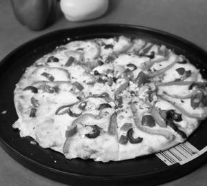 Pushpa the fire Pizza