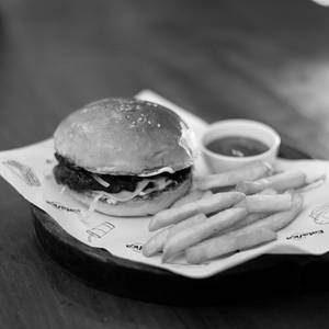 Tex Harrison (fried Minced Chicken Burger)