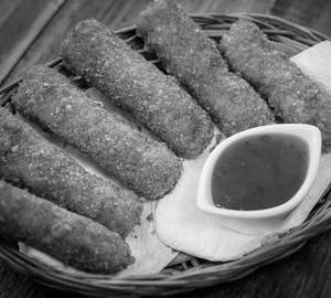 Crispy Veg Fingers - 5 Pcs with Tandoori Dips