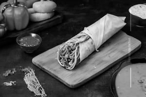 Veg Noodles Roll