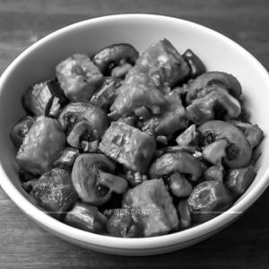 Paneer Mushroom Chilli