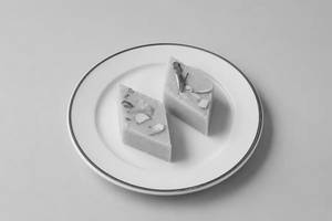 Kesar Barfi [2 pieces]
