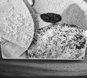 Paneer cheese chilly dosa